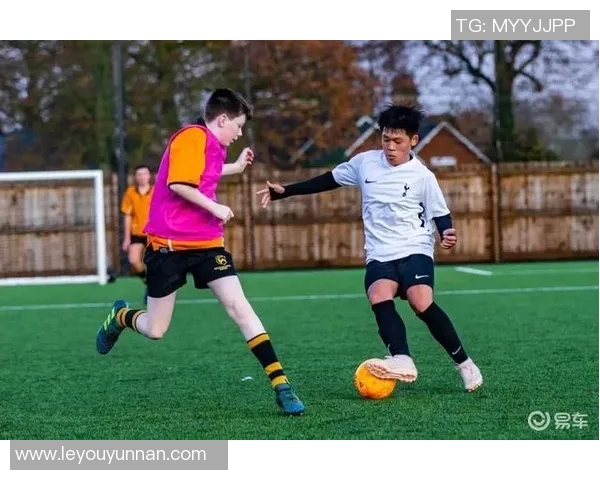 高峰:探寻足球之道